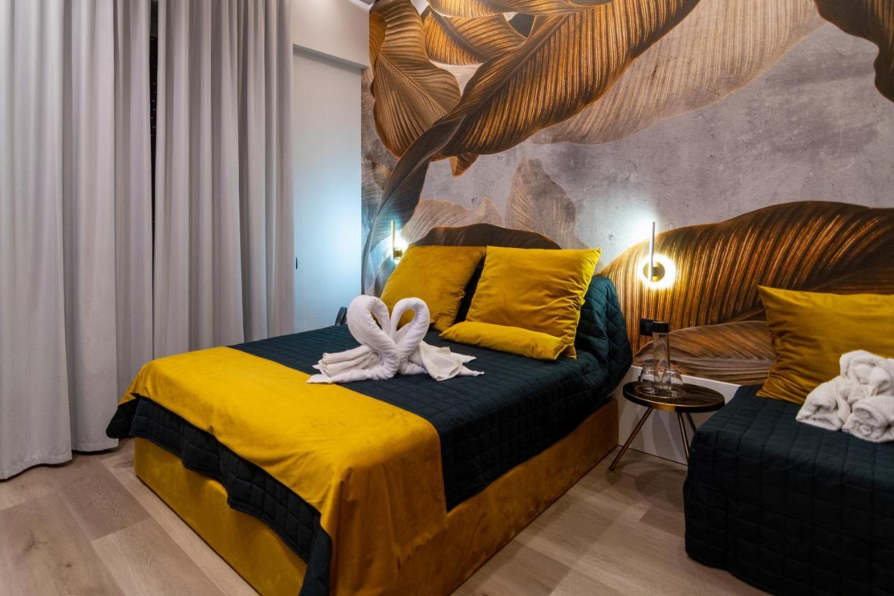 Domus Vesuvio Bed & Breakfast Napoli Bagian luar foto